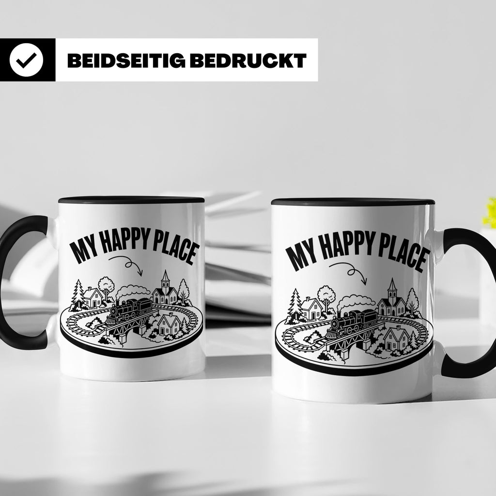 Modelleisenbahn Tasse My Happy Place Spruch für Modellbahner – Schwarz [farbe:schwarz]