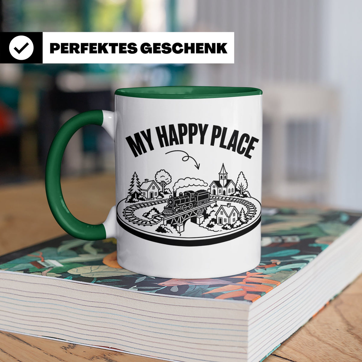 Modelleisenbahn Tasse My Happy Place Spruch für Modellbahner – Grün [farbe:grün]