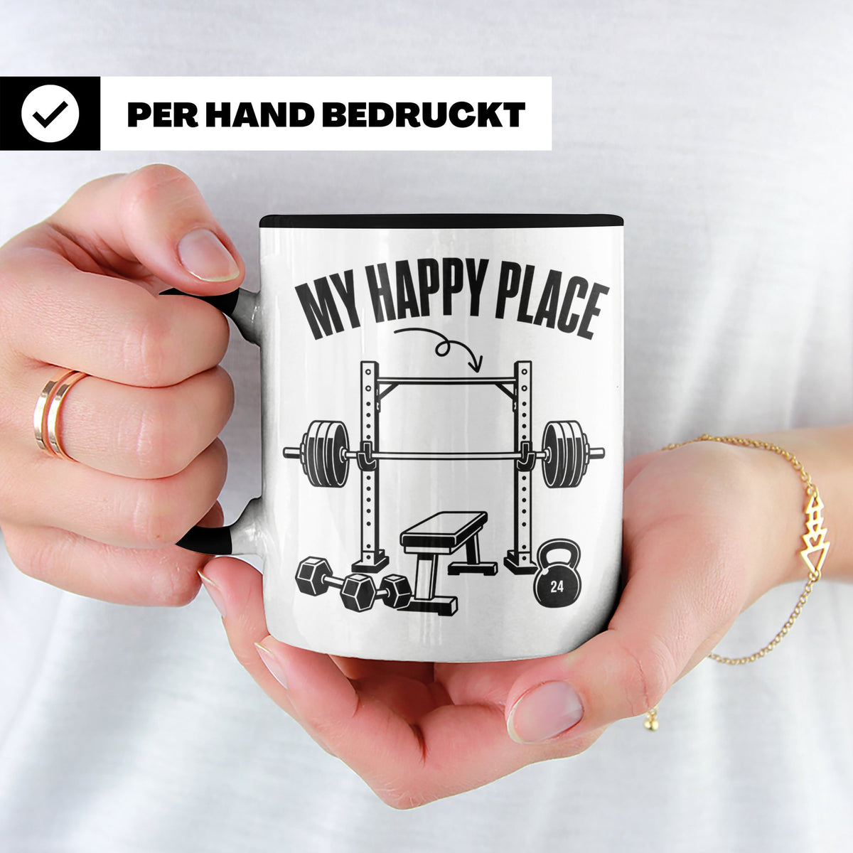 Fitness Tasse My Happy Place Spruch für Kraftsport Bodybuild – Schwarz [farbe:schwarz]