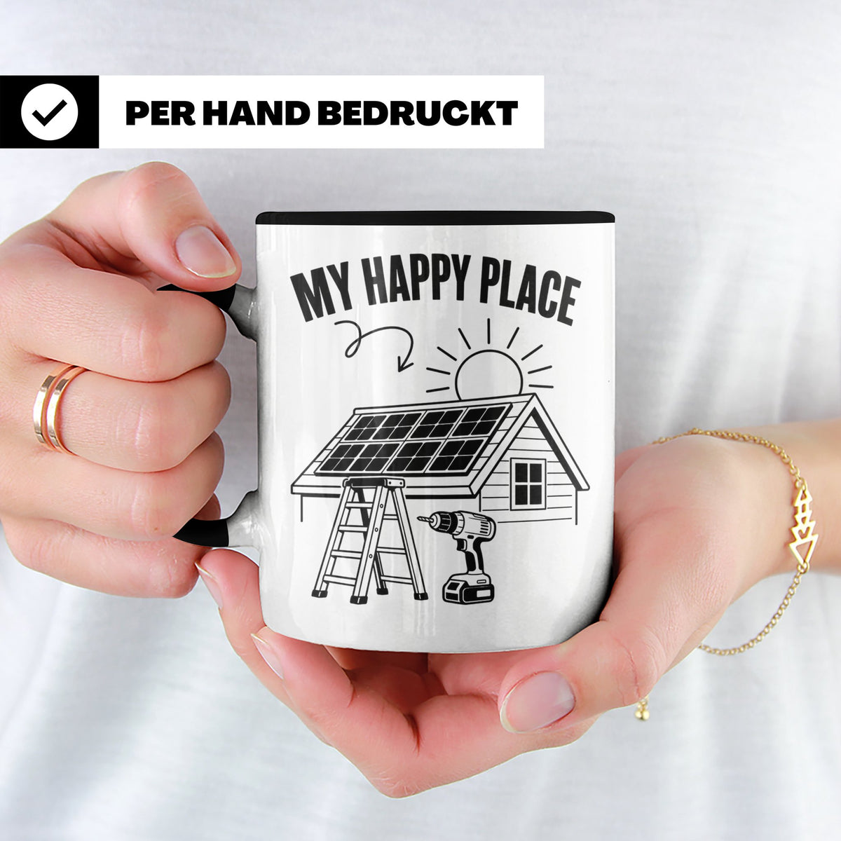 Solaranlage Tasse My Happy Place Spruch Photovoltaik DIY Han – Schwarz [farbe:schwarz]