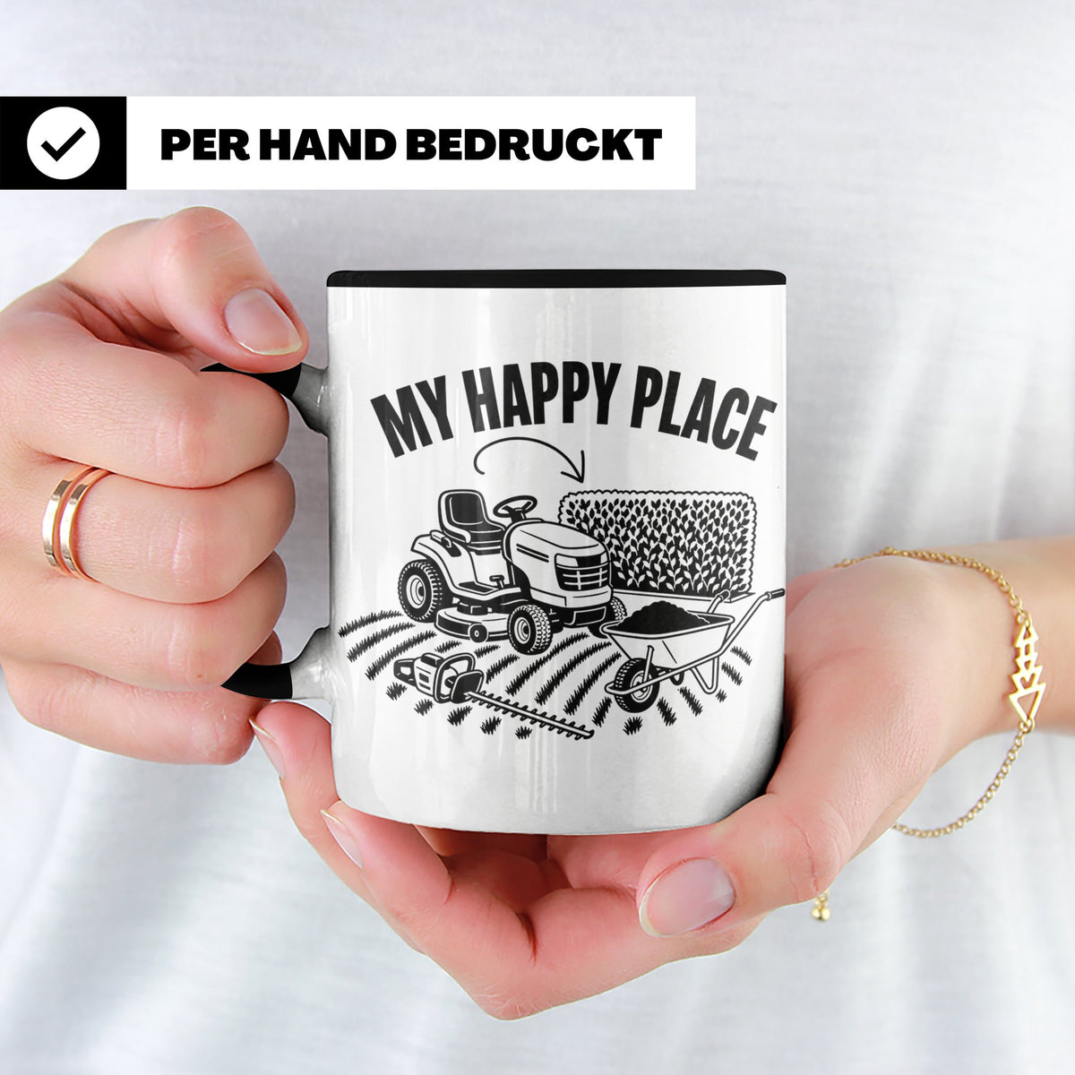 Rasenmäher Tasse mit Spruch My Happy Place Geschenk für Gärt – Schwarz [farbe:schwarz]