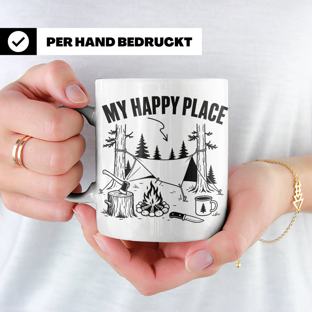 Bushcraft Tasse My Happy Place Spruch Survival Outdoor Campi – Weiß [farbe:weiß]