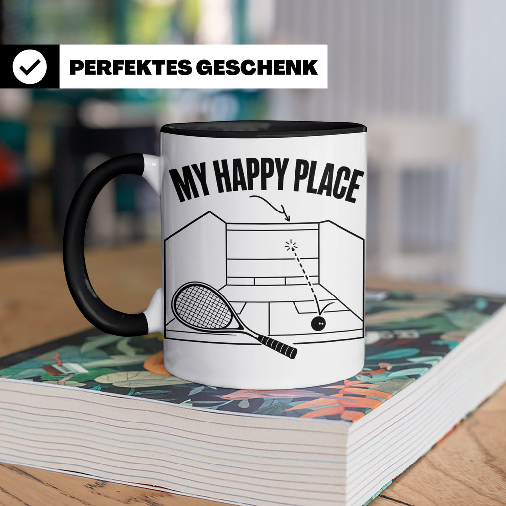 Squash Tasse My Happy Place Spruch Geschenk für Squashspiele – Schwarz [farbe:schwarz]