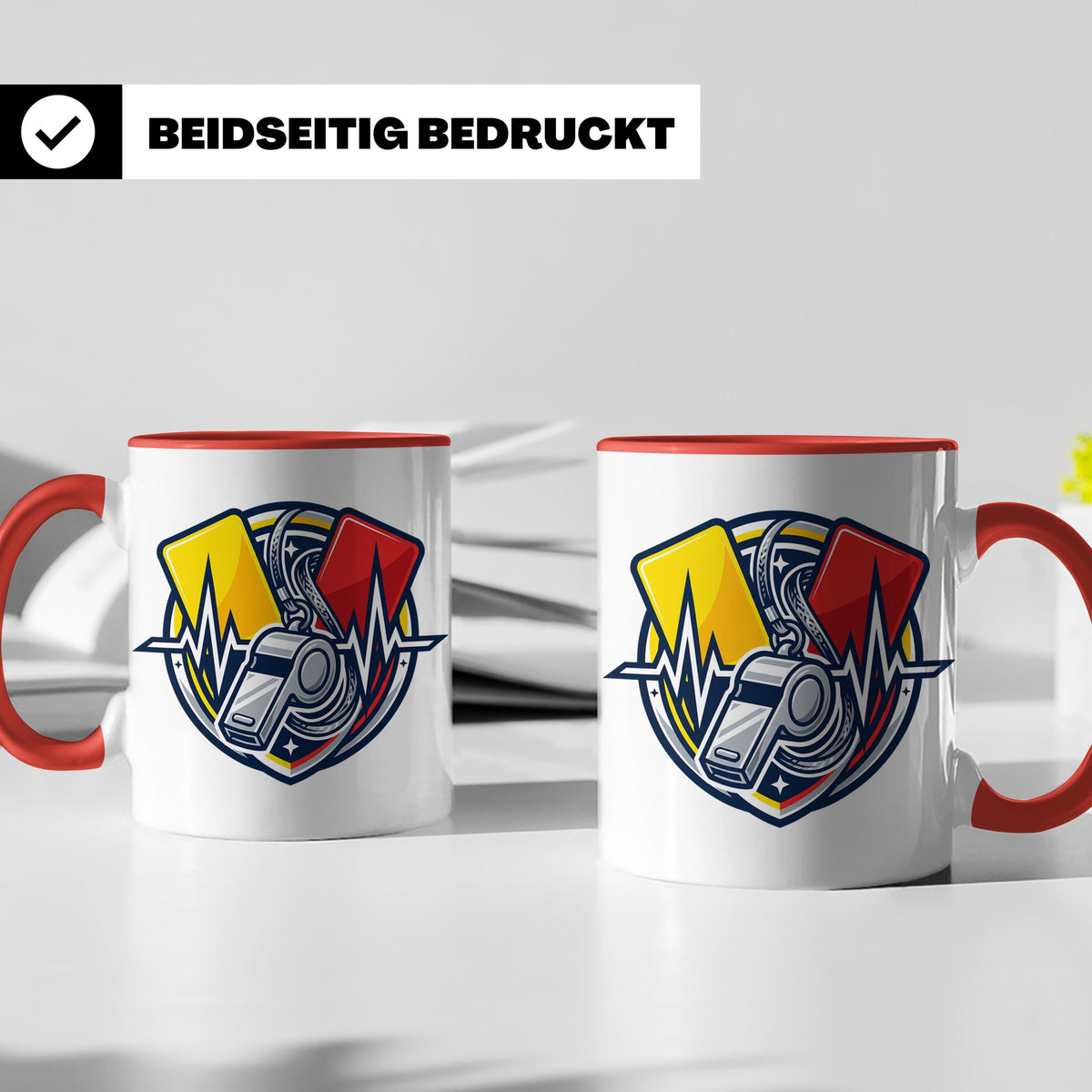 Schiedsrichter Tasse mit Herzschlag, Pfeife & Karten Motiv,  – Rot [farbe:rot]