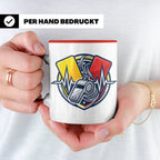 Schiedsrichter Tasse mit Herzschlag, Pfeife & Karten Motiv,  – Rot [farbe:rot]