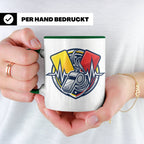 Schiedsrichter Tasse mit Herzschlag, Pfeife & Karten Motiv,  – Grün [farbe:grün]