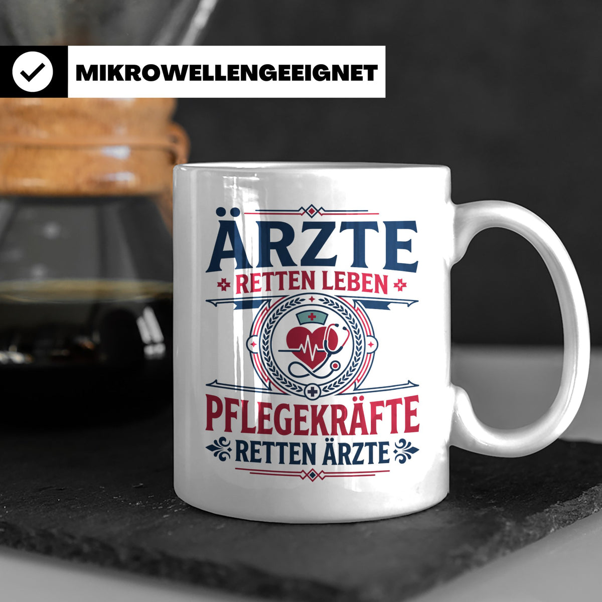 Pflegekraft Tasse mit Spruch Pflegekräfte retten Ärzte lusti – Weiß [farbe:weiß]