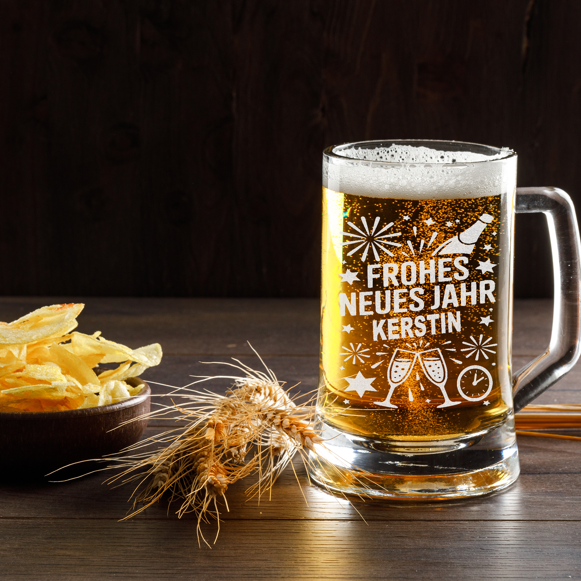 Personalisierter Bierkrug „Frohes Neues Jahr“ mit Name – Lustiges Neujahrs Bierglas Geschenk