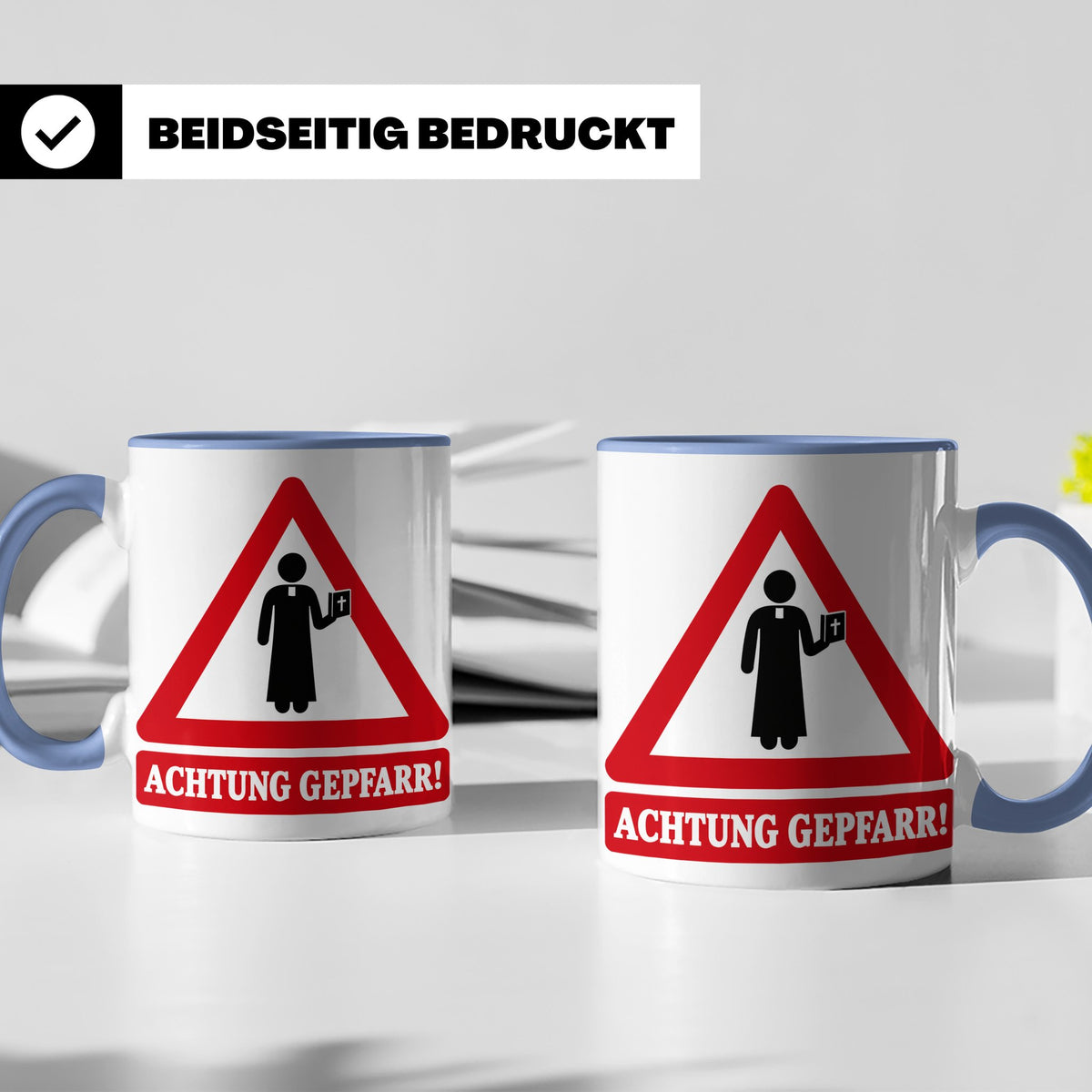 Achtung Gepfarr Tasse mit lustigem Spruch über Pfarrer und K – Blau [farbe:blau]