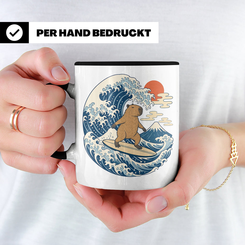 Capybara Tasse Surfer Japanische Welle - Geschenk für Capyba – Schwarz [farbe:schwarz]