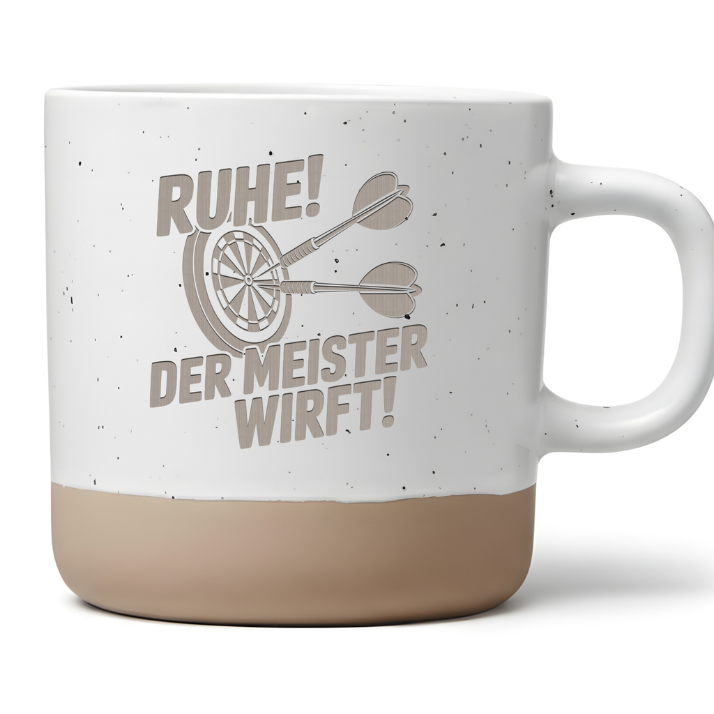 Ruhe der Meister wirft Tasse, Lustiges Darts Geschenk für Spieler, Kaffeetasse Dartscheibe, Becher Spruch Dartverein Geschenkidee