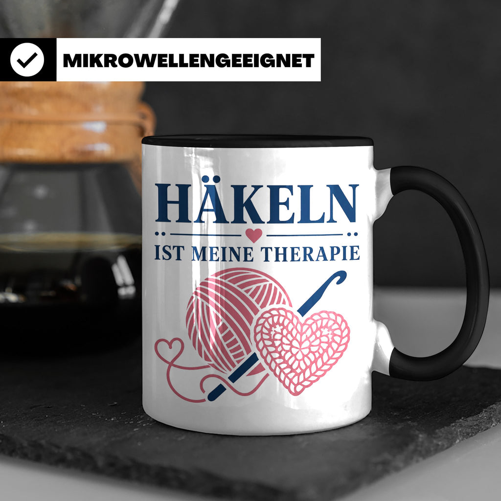 Häkeln Tasse Häkeln ist meine Therapie - Geschenk für Häkel  – Schwarz [farbe:schwarz]