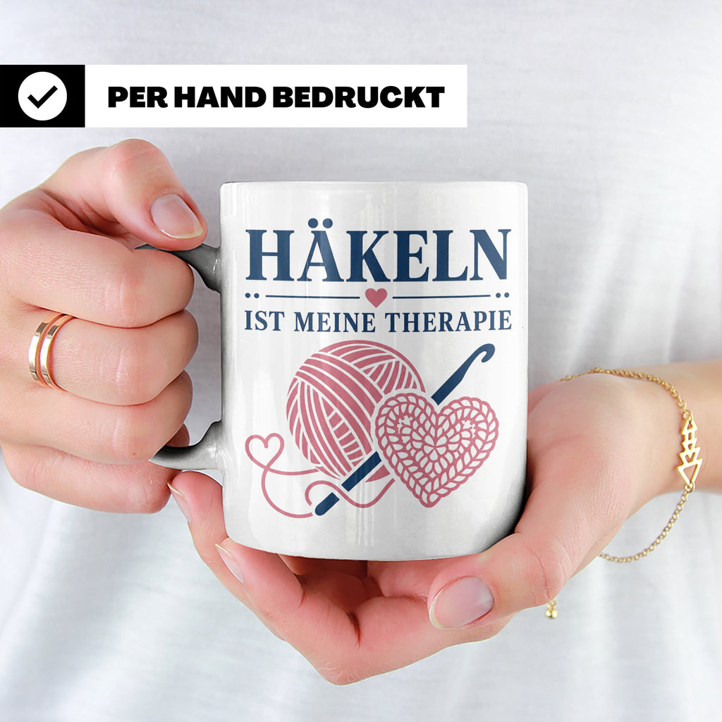 Häkeln Tasse Häkeln ist meine Therapie - Geschenk für Häkel  – Weiß [farbe:weiß]