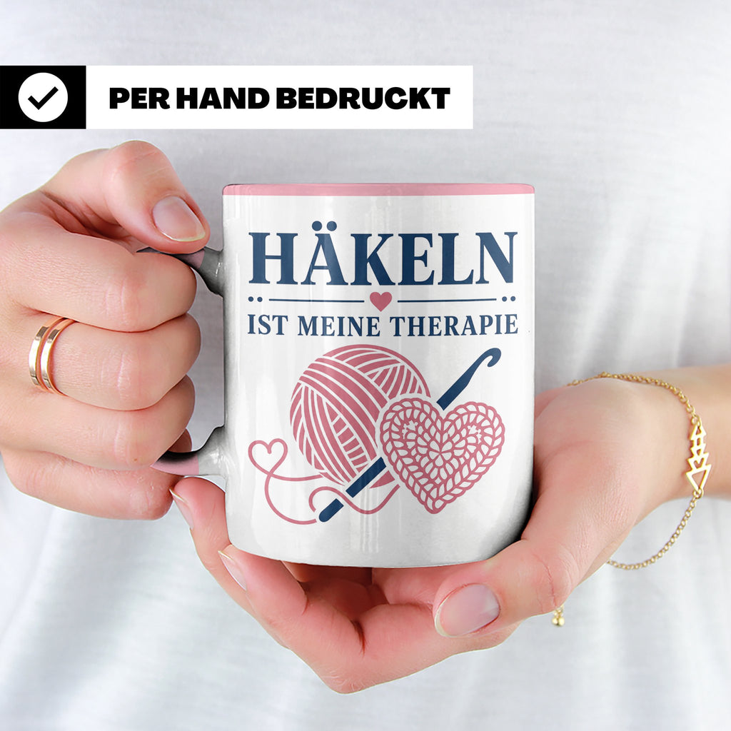 Häkeln Tasse Häkeln ist meine Therapie - Geschenk für Häkel  – Rosa [farbe:rosa]