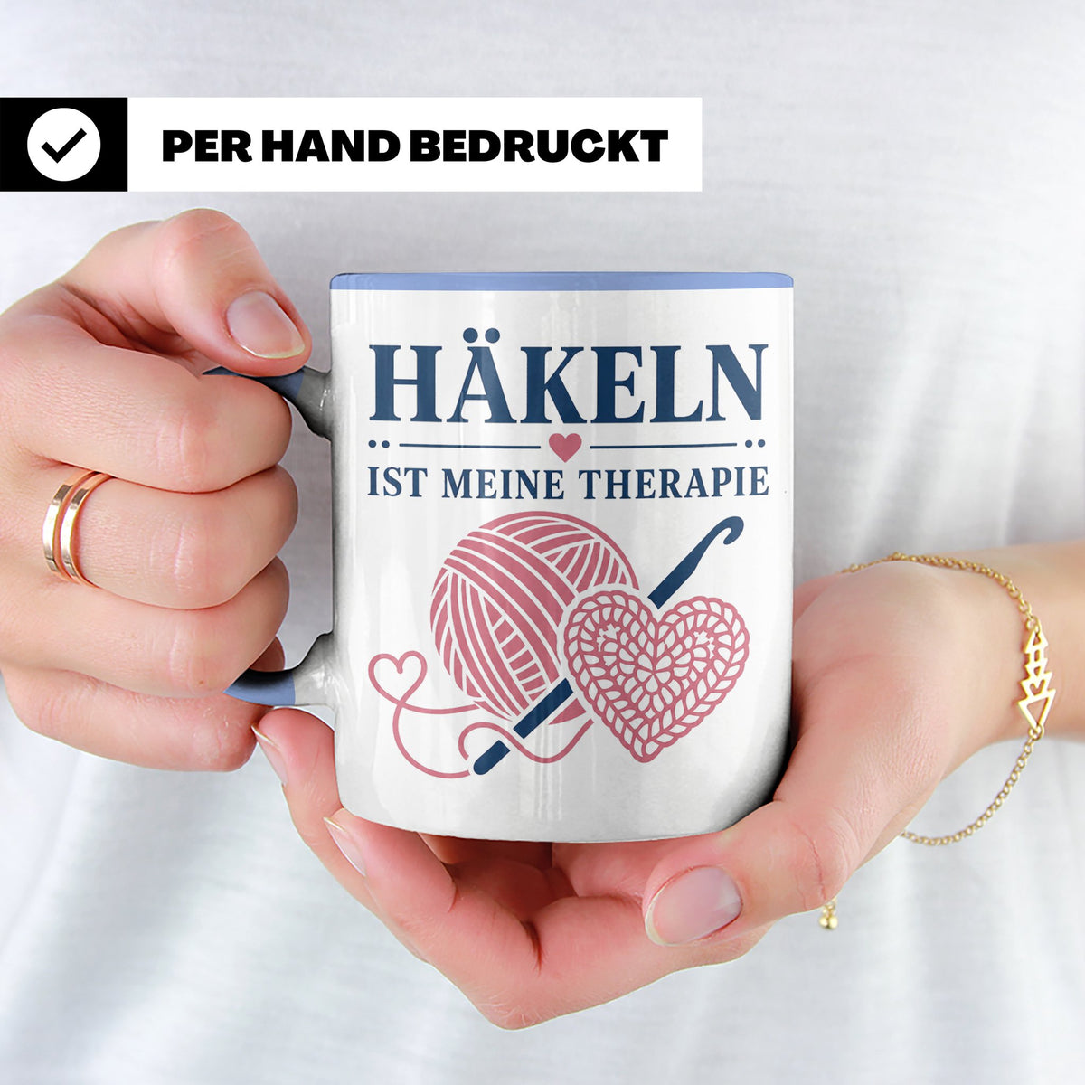 Häkeln Tasse Häkeln ist meine Therapie - Geschenk für Häkel  – Blau [farbe:blau]