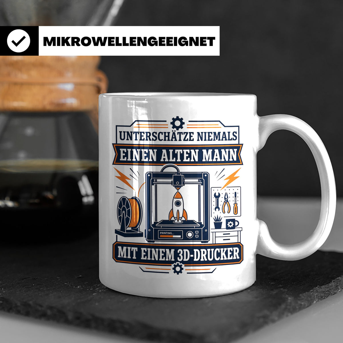 3D Druck Tasse Unterschätze niemals einen alten Mann mit ein – Weiß [farbe:weiß]