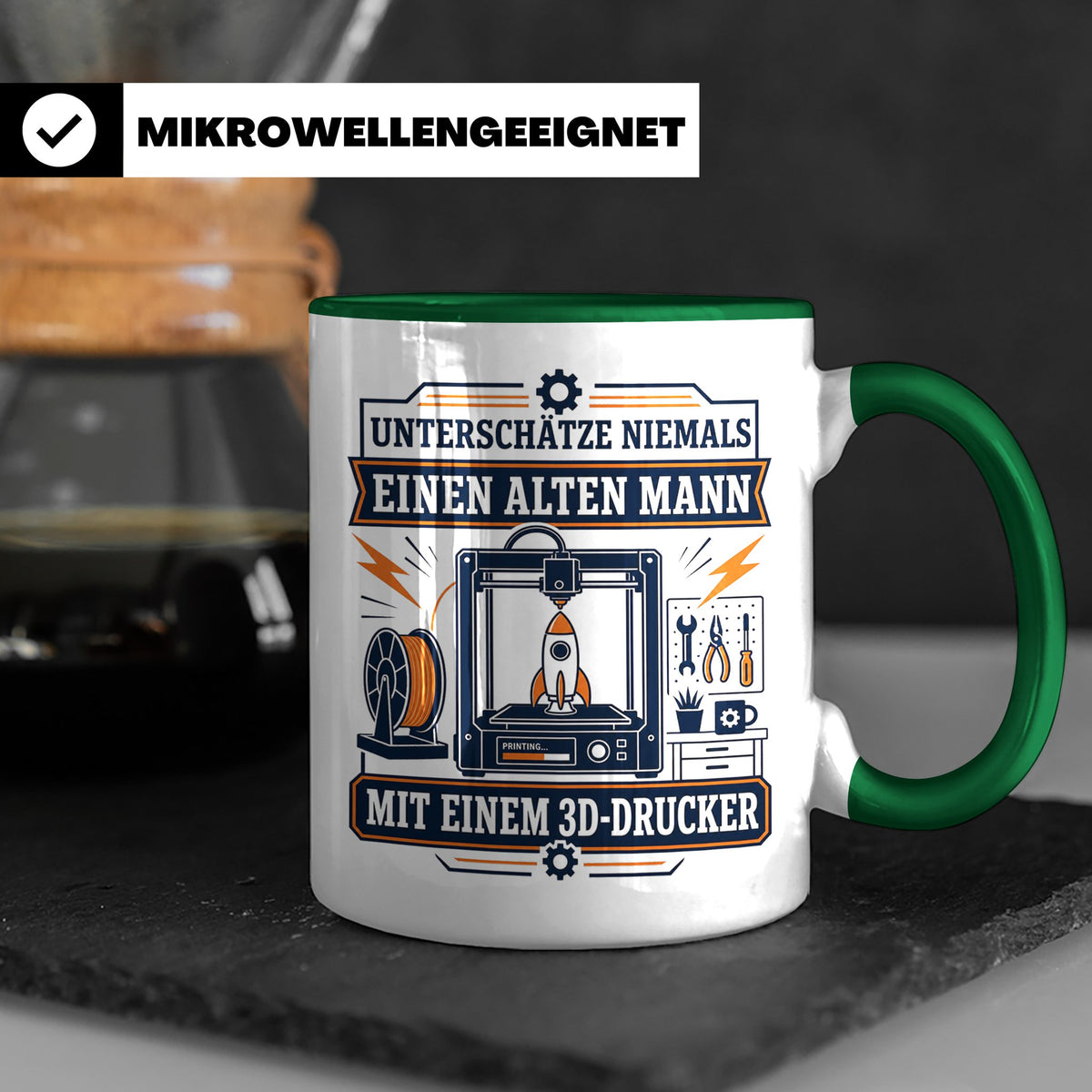 3D Druck Tasse Unterschätze niemals einen alten Mann mit ein – Grün [farbe:grün]