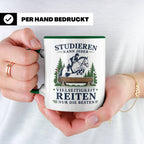 Vielseitigkeit Tasse Studieren kann jeder Vielseitigkeit rei – Grün [farbe:grün]