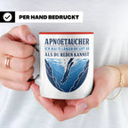Apnoetauchen Tasse Ich halte länger die Luft an als du reden – Rot [farbe:rot]