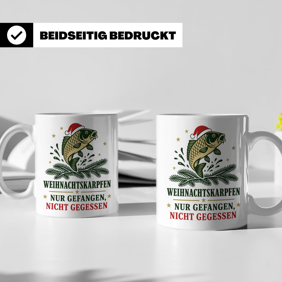Karpfen Tasse Weihnachtskarpfen nur gefangen nicht gegessen  – Weiß [farbe:weiß]