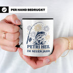 Angler Tasse Petri Heil im neuen Jahr - Geschenk für Angler  – Schwarz [farbe:schwarz]