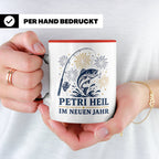 Angler Tasse Petri Heil im neuen Jahr - Geschenk für Angler  – Rot [farbe:rot]