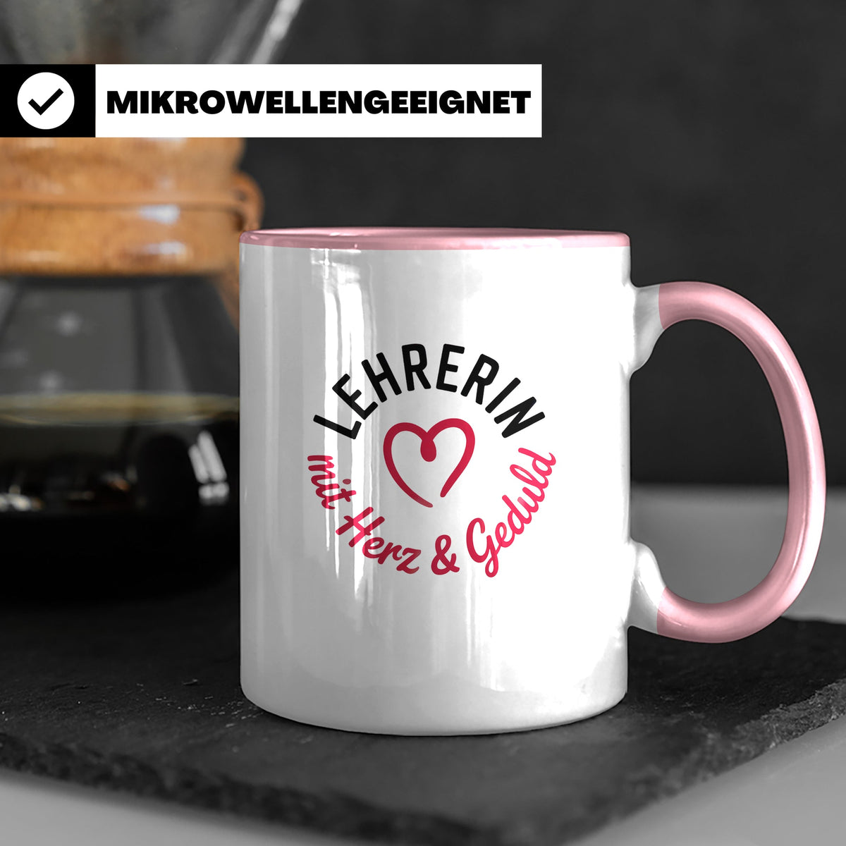 Lehrerin Tasse mit Herz & Geduld - Geschenkidee zum Geburtstag, Weihnachten für Pädagogen, Erzieherinnen, Grundschullehrerinnen