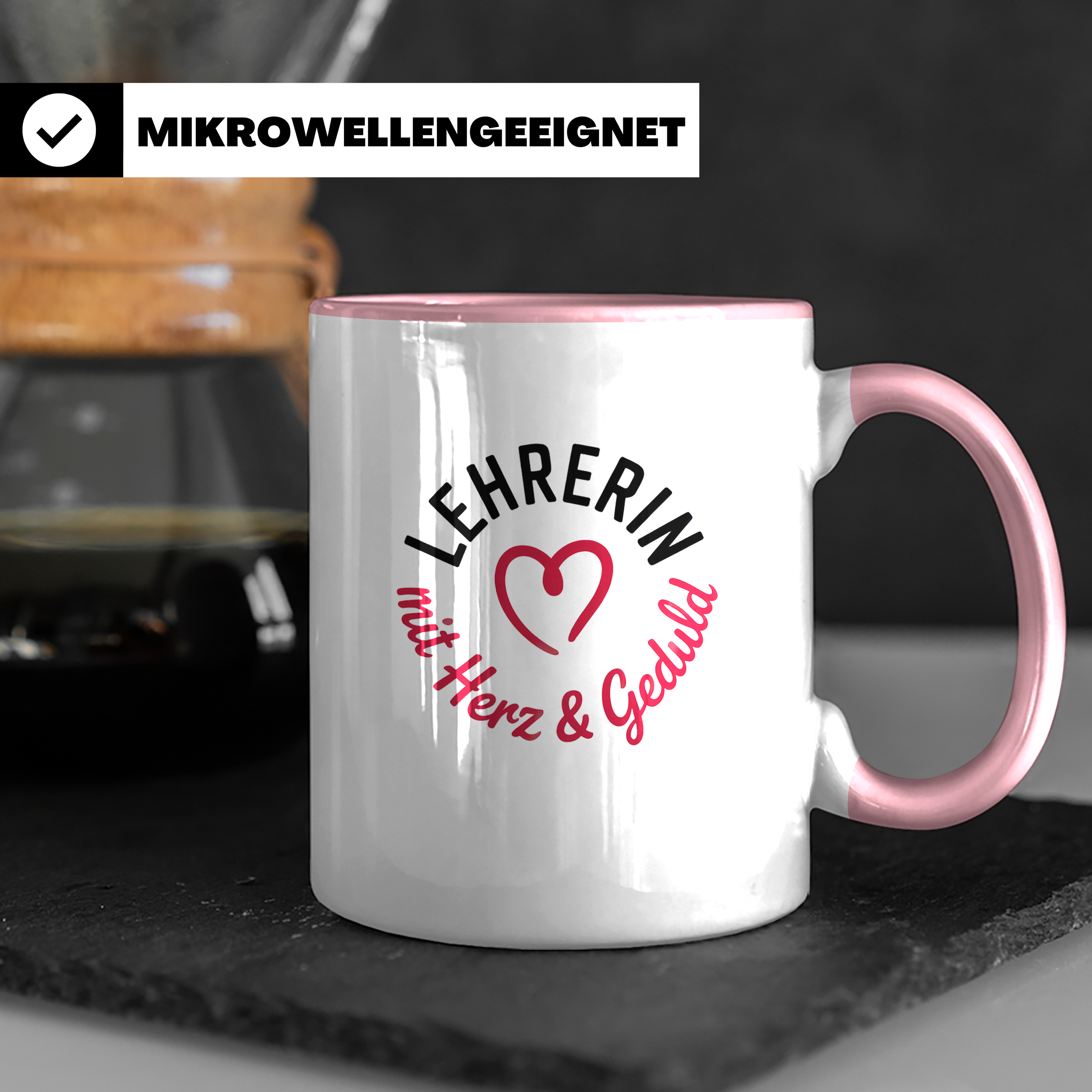 Lehrerin Tasse mit Herz & Geduld - Geschenkidee zum Geburtstag, Weihnachten für Pädagogen, Erzieherinnen, Grundschullehrerinnen