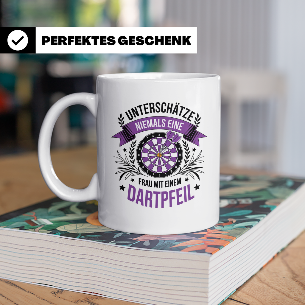 Dart Tasse Frau - Unterschätze Niemals Dartspielerin! Dartbo – Weiß [farbe:weiß]