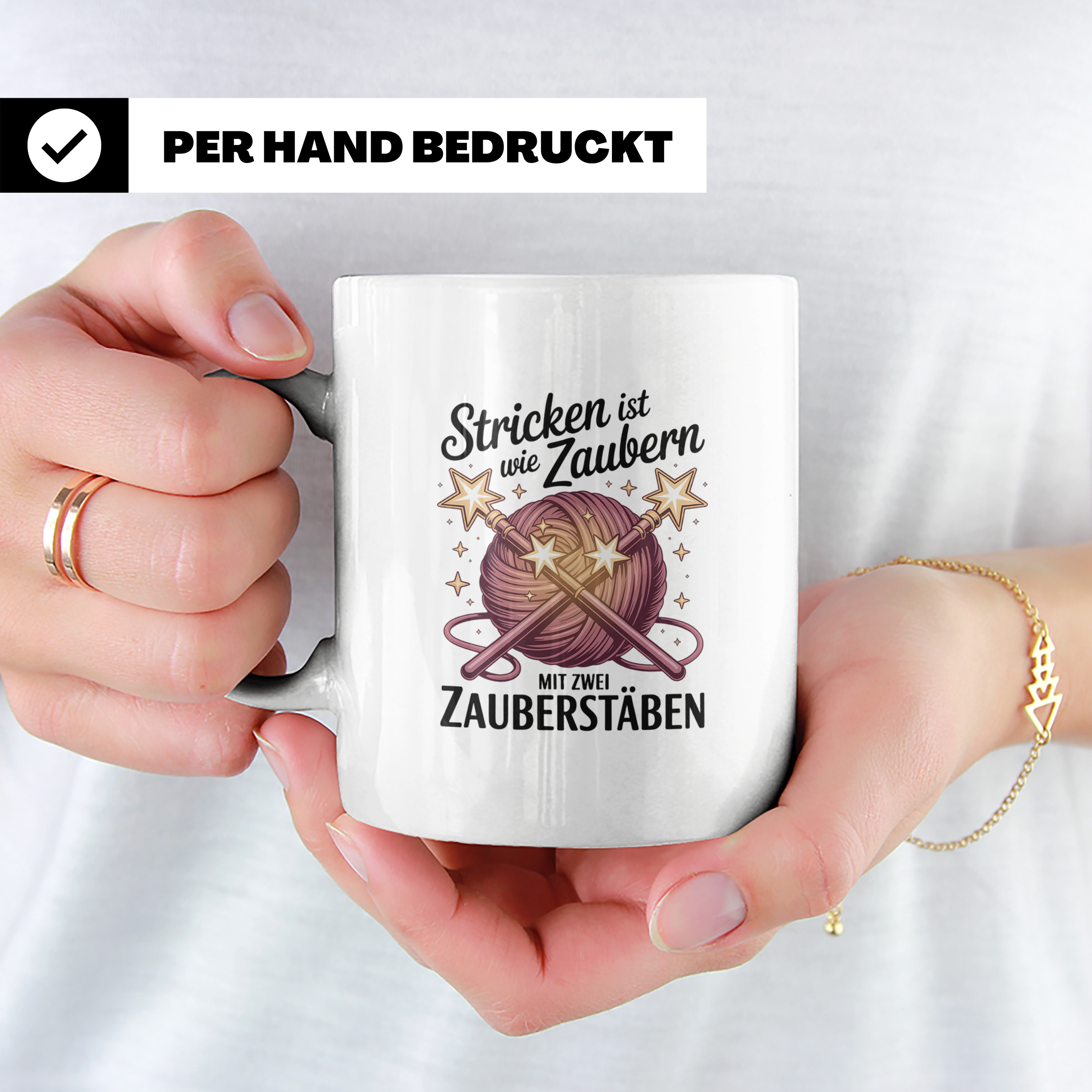 Stricken Tasse mit Spruch Stricken ist wie Zaubern, Geschenk – Weiß [farbe:weiß]