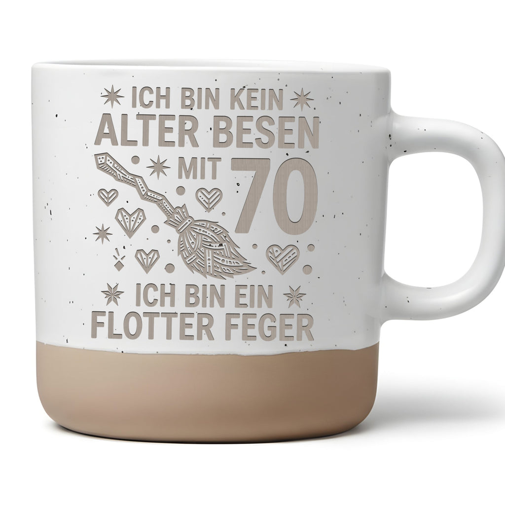 Lustige 70 Geburtstag Tasse Ich bin kein alter Besen Geschenk Frauen K – Bild 1