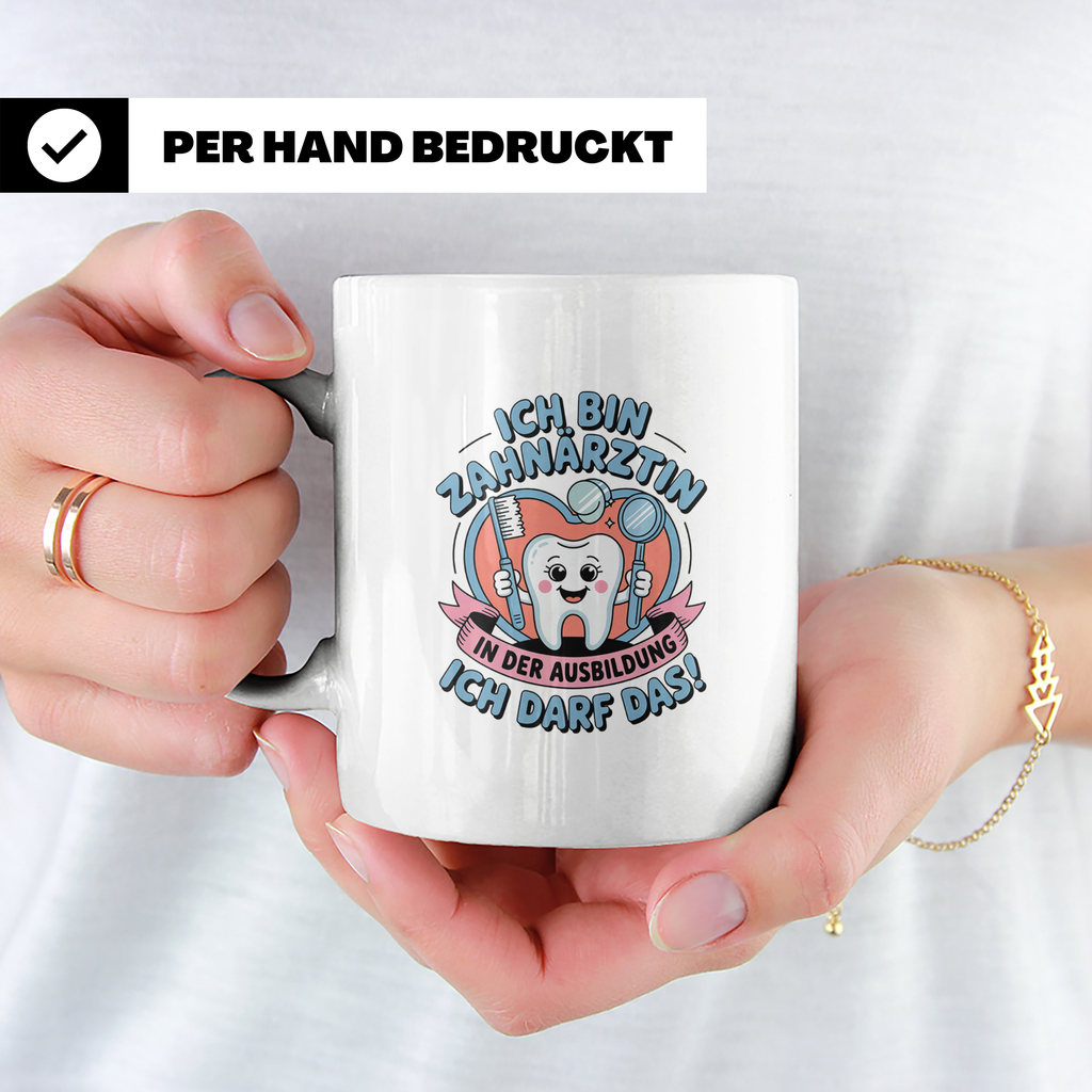 Zahnärztin in Ausbildung Tasse lustiger Spruch, Geschenk für – Weiß [farbe:weiß]