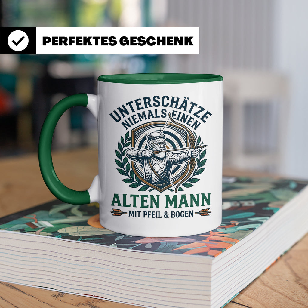 Bogenschütze Tasse Alter Mann mit Pfeil und Bogen Spruch | G – Grün [farbe:grün]