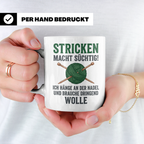 Stricken Tasse mit Spruch | Wolle & Stricknadeln Motiv | Lus – Weiß [farbe:weiß]