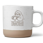 Lustiges Faultier Geschenk Kaffee Spruch I Drink Coffee I Hate People and I Know Things Büro Humor Morgenmuffel Sarkasmus Witzig Kollege