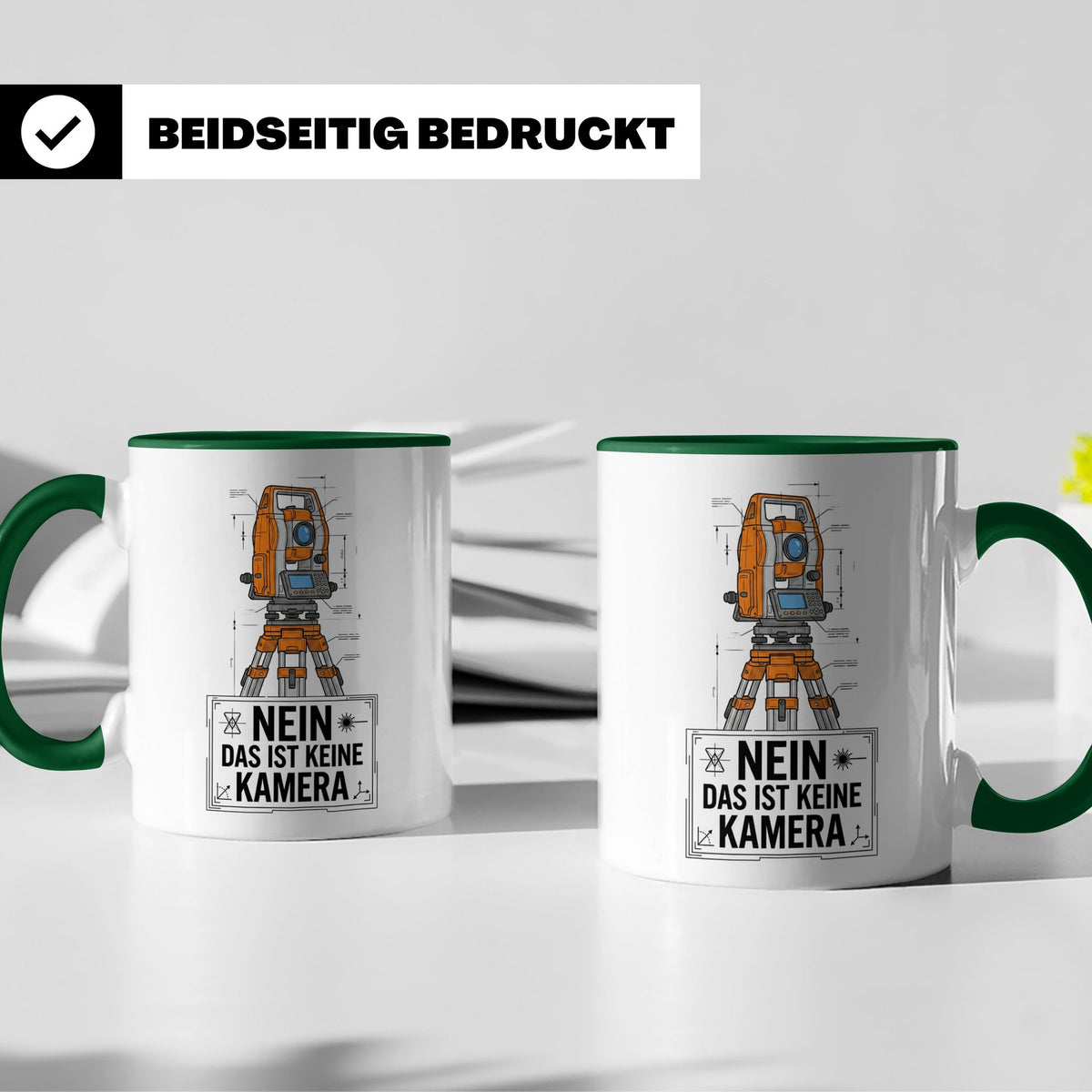 Vermesser Tasse mit Spruch Nein das ist keine Kamera, Gesche – Grün [farbe:grün]