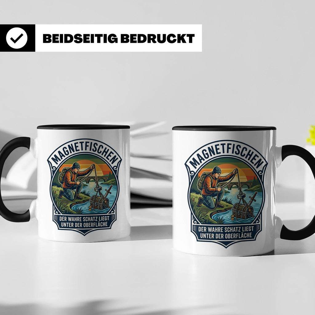 Magnetfischen Tasse mit Spruch Der wahre Schatz liegt unter  – Schwarz [farbe:schwarz]