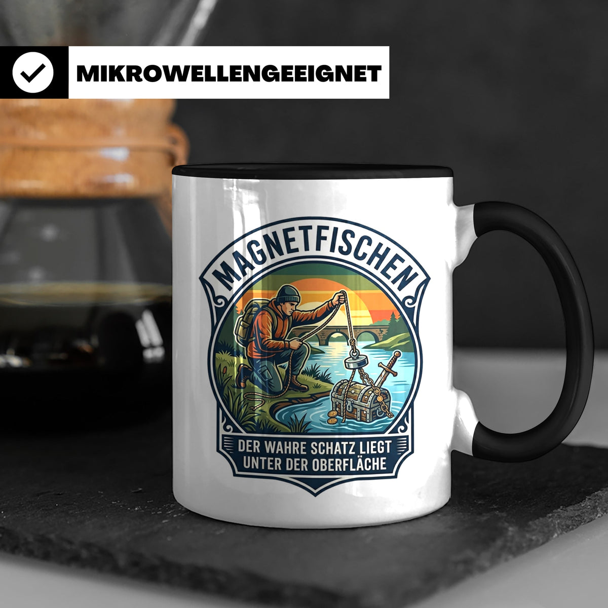 Magnetfischen Tasse mit Spruch Der wahre Schatz liegt unter  – Schwarz [farbe:schwarz]