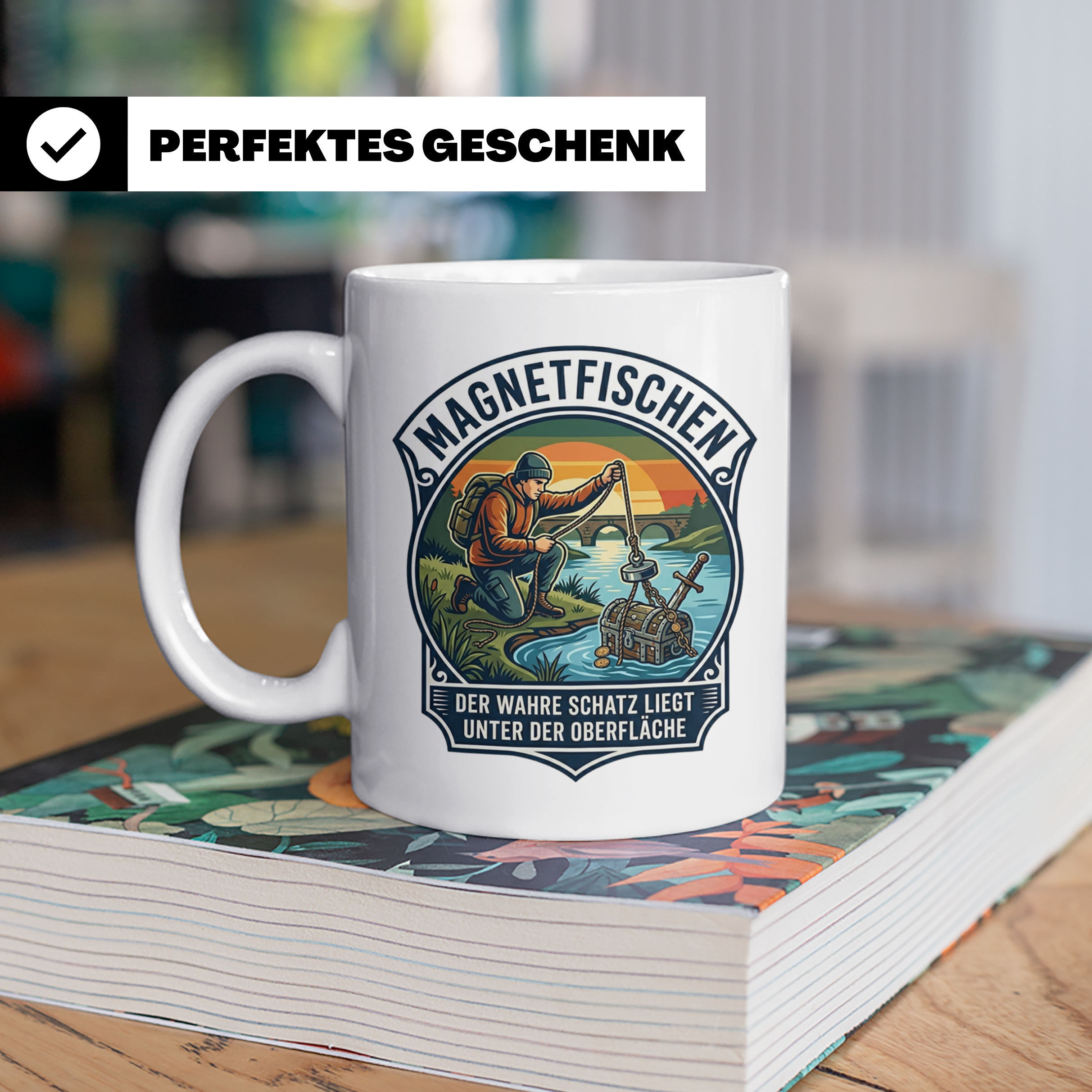 Magnetfischen Tasse mit Spruch Der wahre Schatz liegt unter  – Weiß [farbe:weiß]
