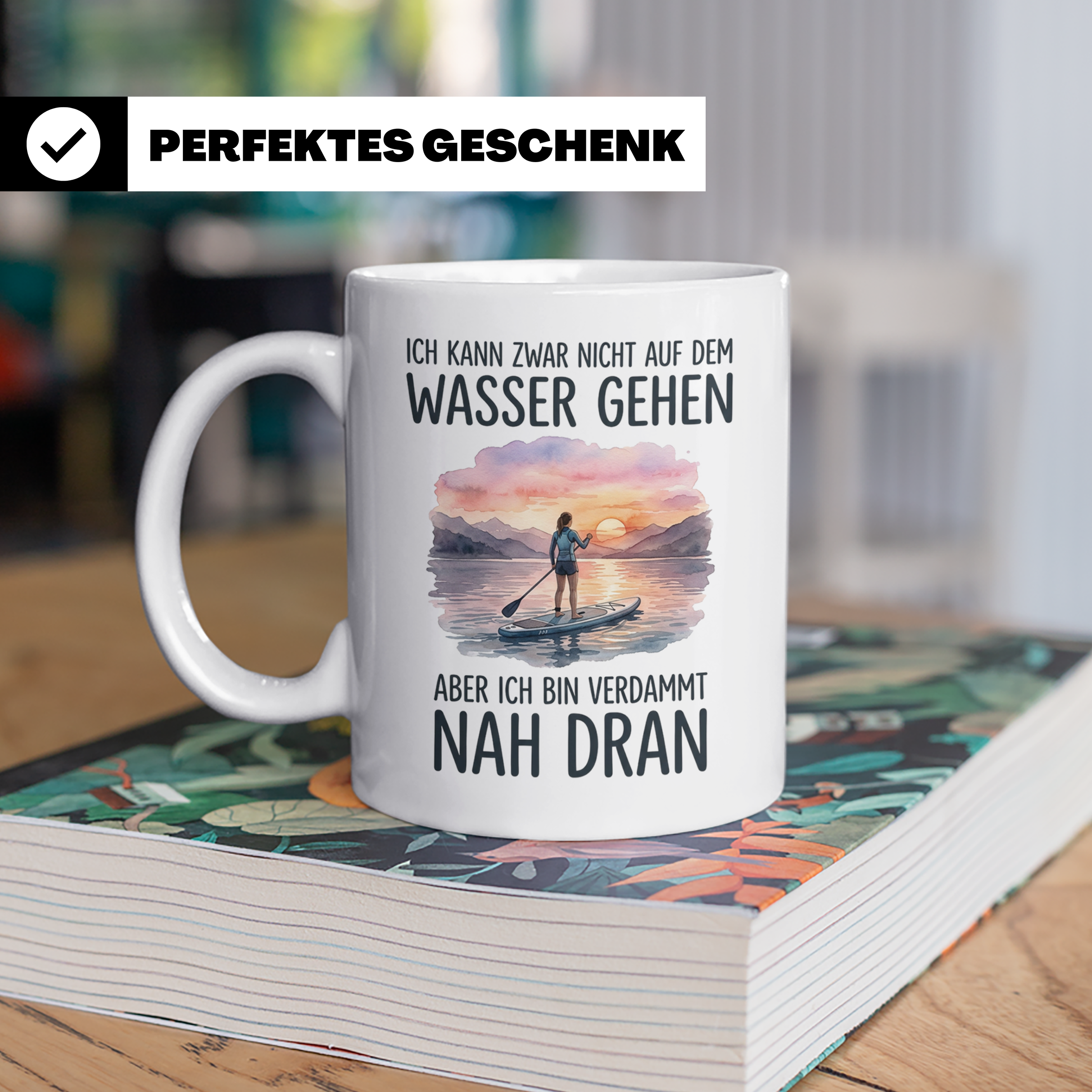 Stand Up Paddling Tasse mit Spruch 'Auf dem Wasser gehen' fü – Weiß [farbe:weiß]
