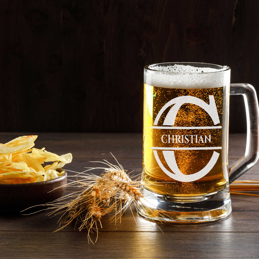 Personalisiertes Bierkrug mit Monogramm – Elegantes Geschenk für Männer, Monogramm C Bierkrug für coole Arbeitskollegen, Ideal für Geburtstagsgeschenke