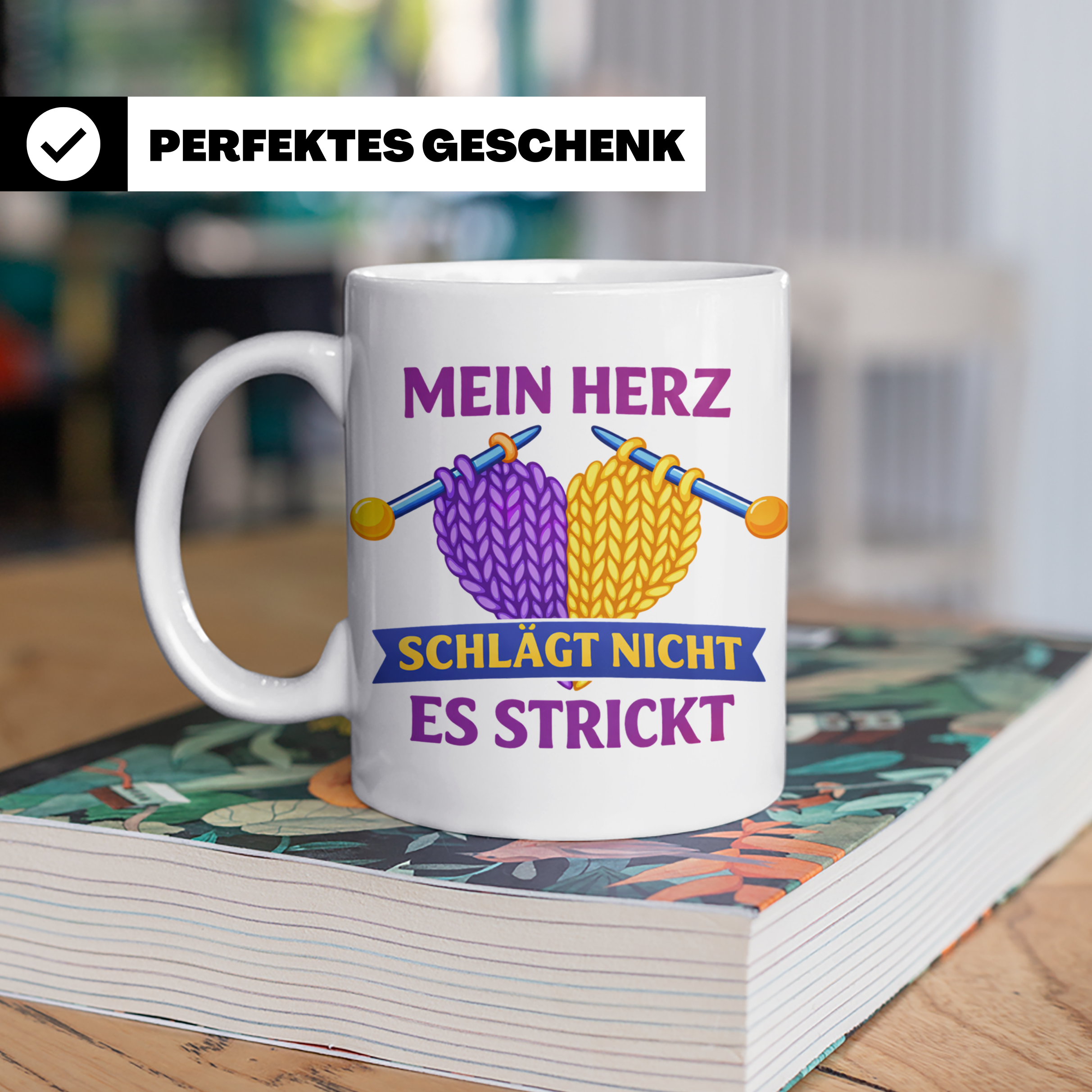 Stricken Tasse mit Spruch Mein Herz schlägt nicht es strickt – Weiß [farbe:weiß]