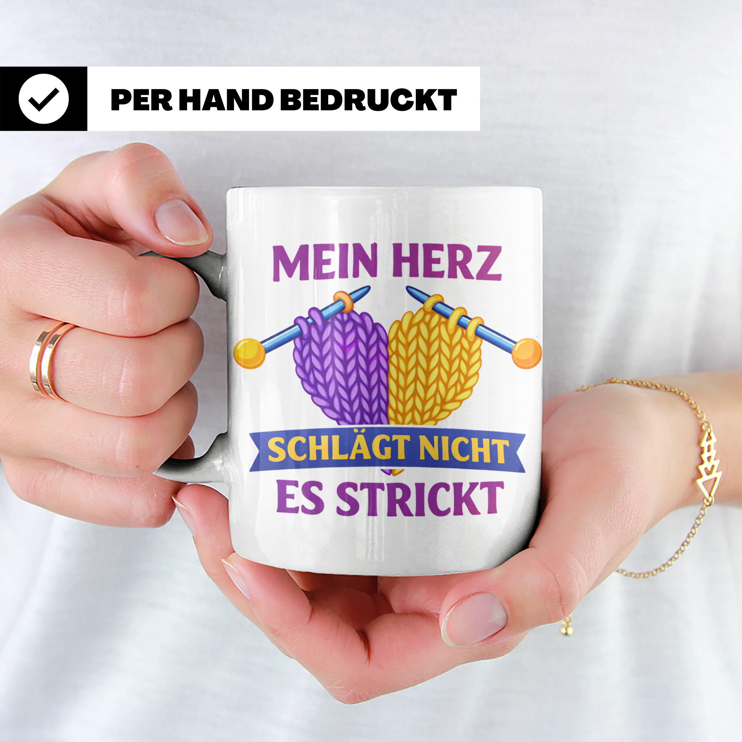Stricken Tasse mit Spruch Mein Herz schlägt nicht es strickt – Weiß [farbe:weiß]