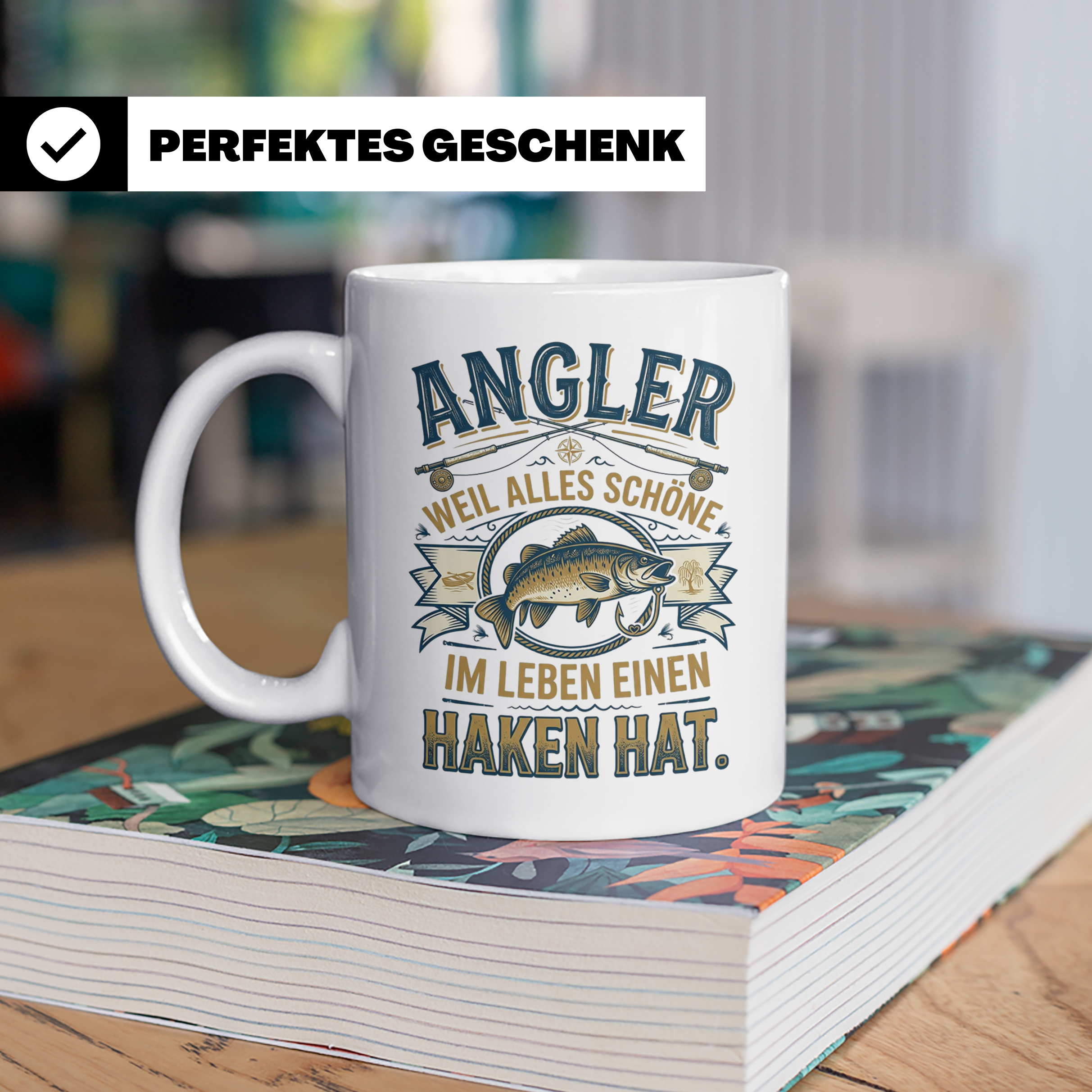 Angler Tasse mit Spruch Alles Schöne im Leben hat einen Hake – Weiß [farbe:weiß]