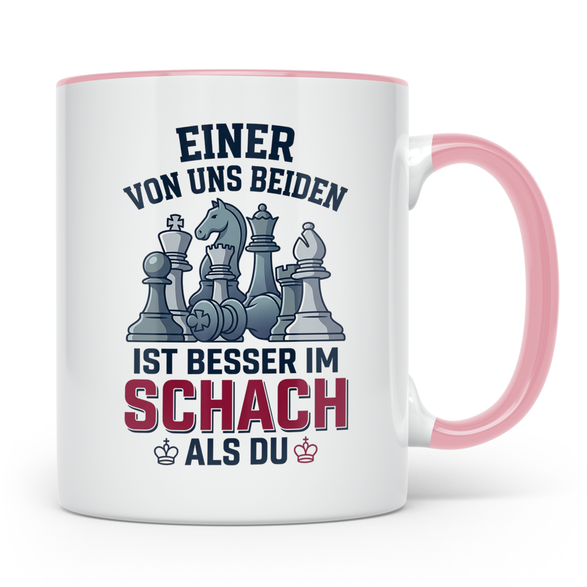 Schach Tasse mit Spruch Einer von uns ist besser als Du | Lu – Rosa [farbe:rosa]