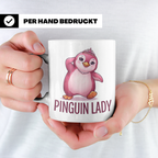 Pinguin Lady Tasse mit Krone & Perlenkette, süßer pinker Pin – Weiß [farbe:weiß]