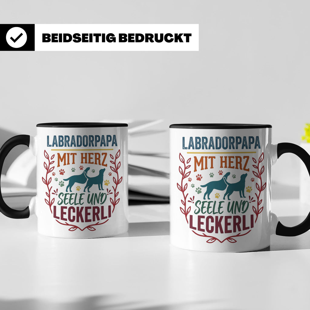 Labradorpapa Tasse mit Spruch Herz Seele Leckerli | Geschenk – Schwarz [farbe:schwarz]