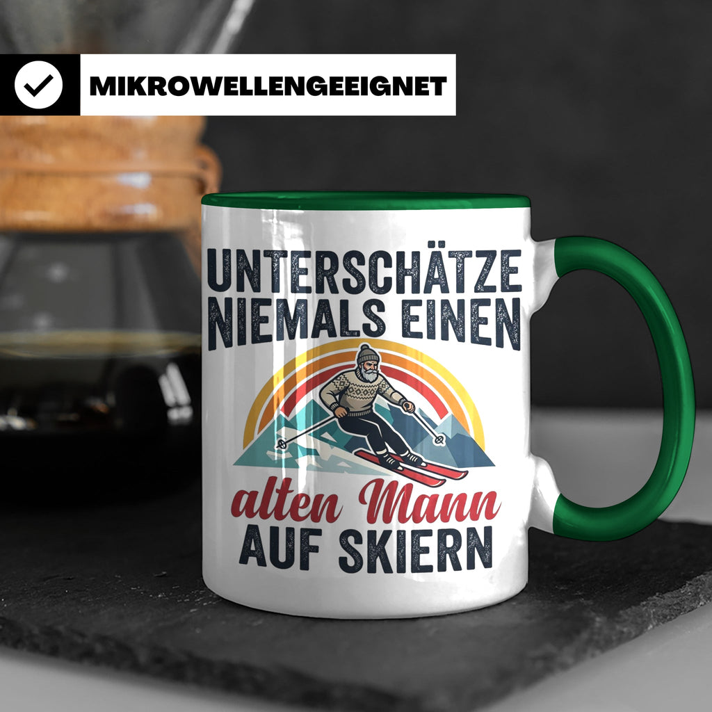 Alter Mann auf Skiern Tasse, lustiger Skifahrer Spruch für O – Grün [farbe:grün]