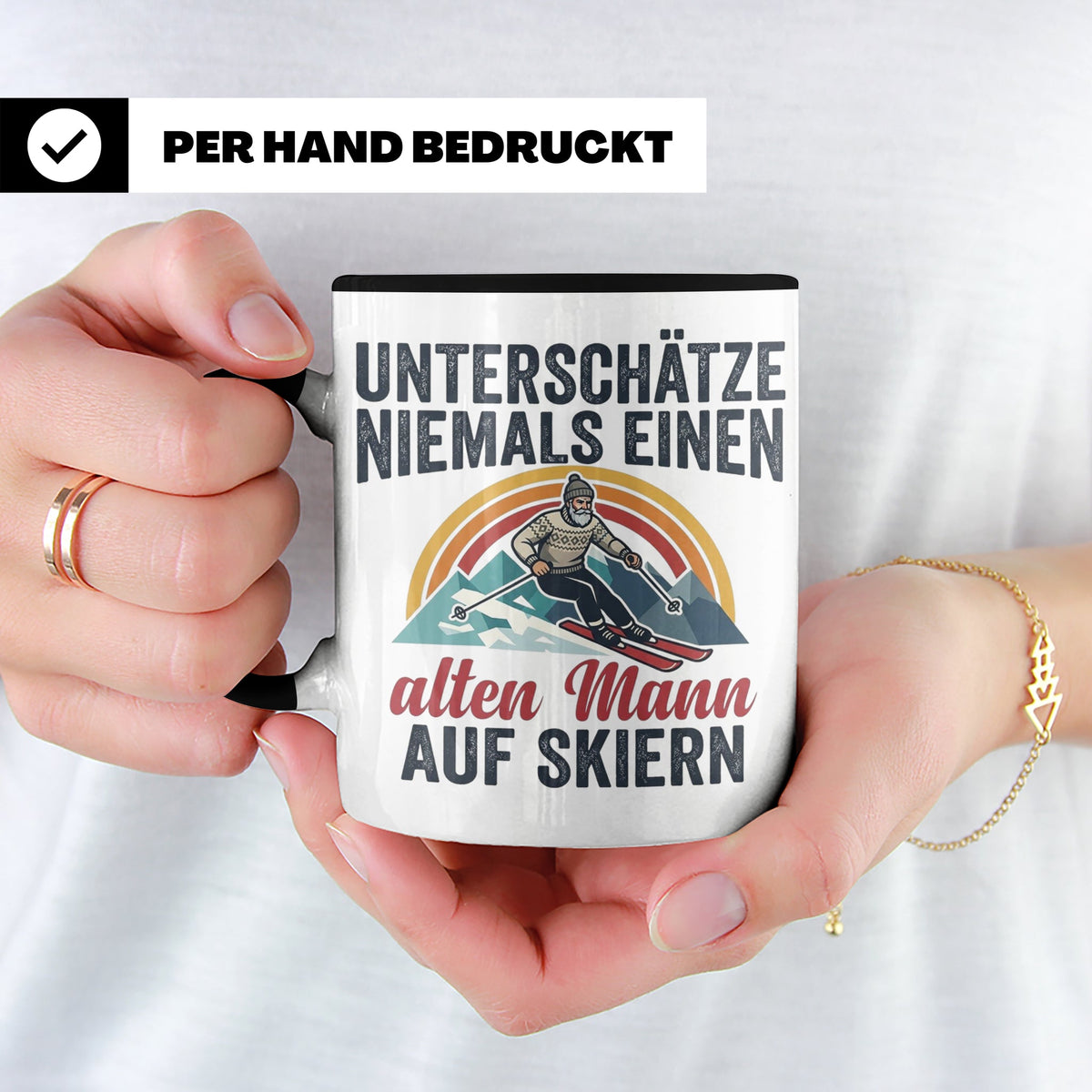 Alter Mann auf Skiern Tasse, lustiger Skifahrer Spruch für O – Schwarz [farbe:schwarz]