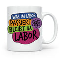 Labor Tasse mit Spruch Was im Labor passiert bleibt im Labor – Weiß [farbe:weiß]